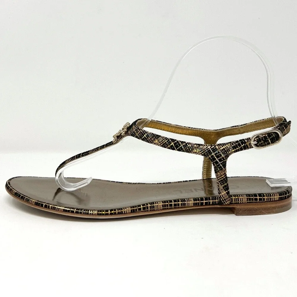 Chanel Logo Gold Embellished Flat Thong Sandals Size EU‎ 37